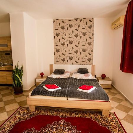 Szitakoeto Apartman Эгер Экстерьер фото